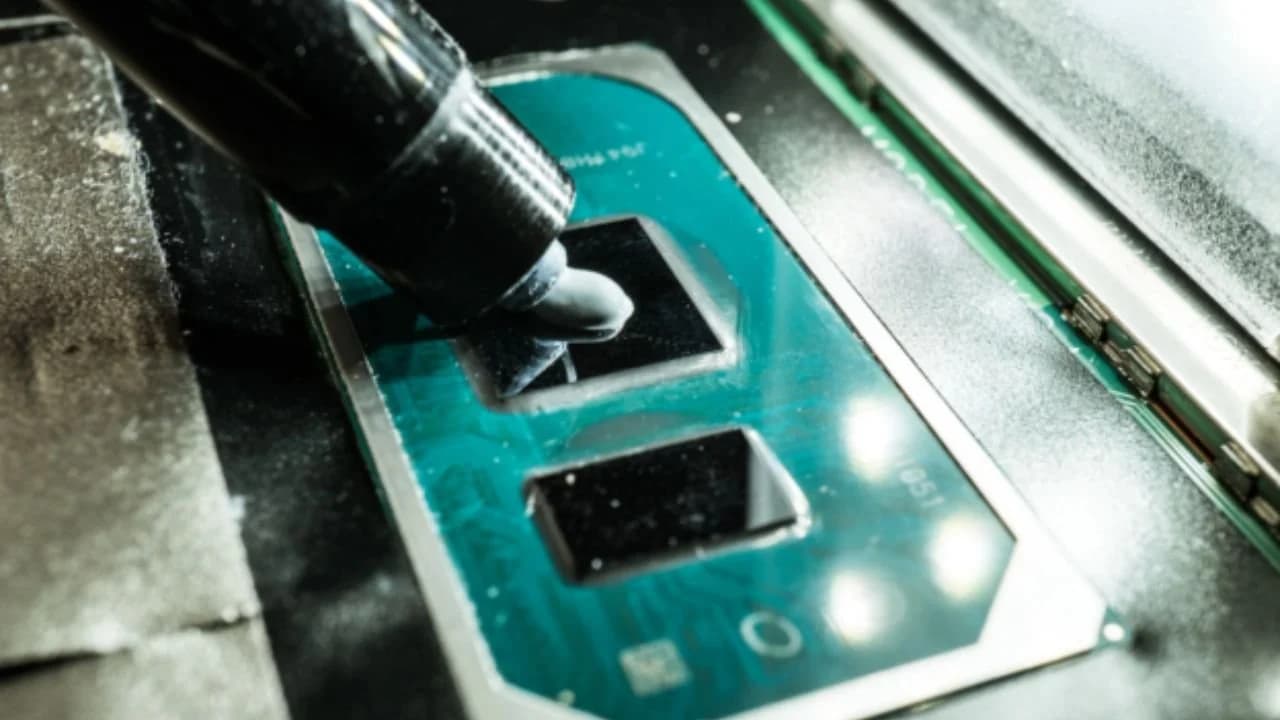 Does Thermal Paste Stain Clothes?